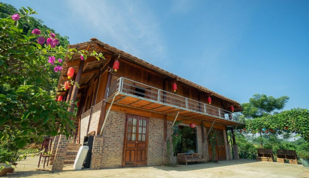 Thung Rech House - Sun House