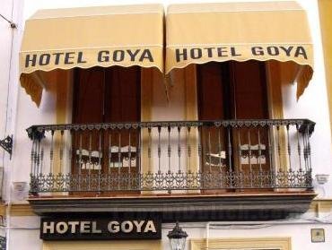 Khách sạn Goya