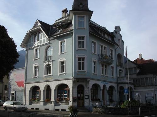 Khách sạn Lötschberg