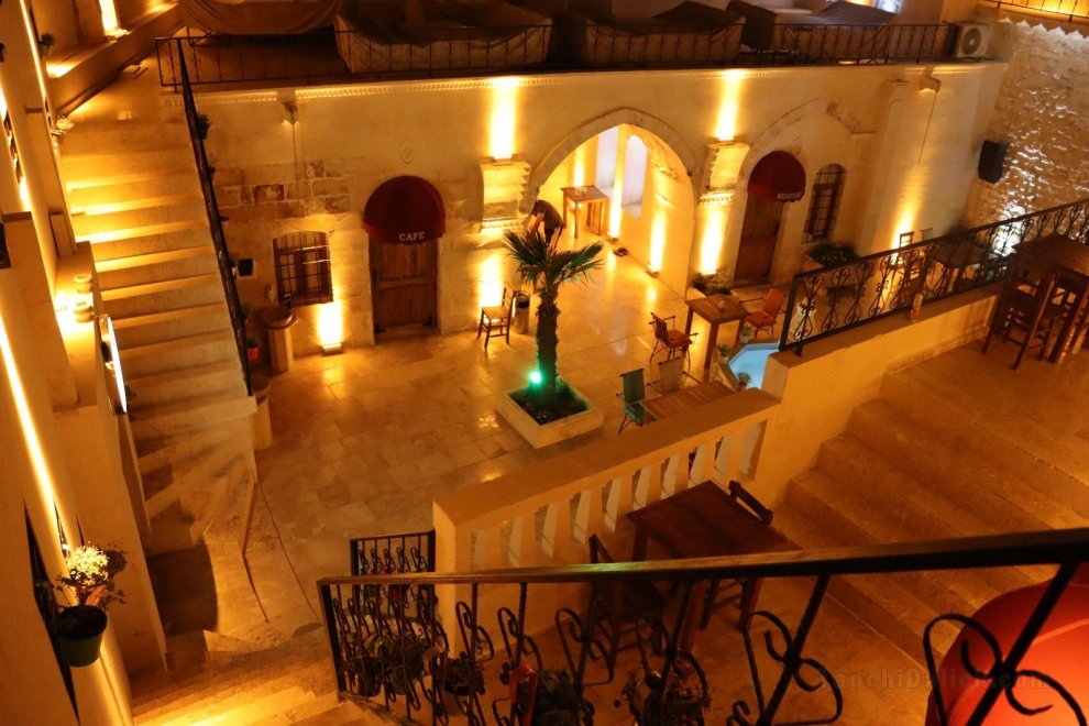 Khách sạn Babil Antique