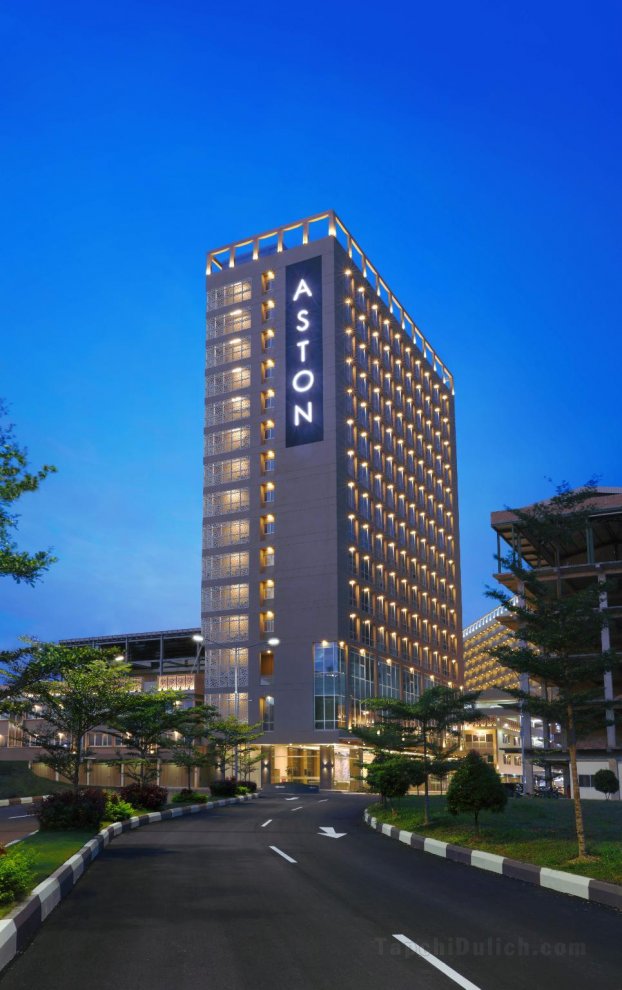 Khách sạn ASTON Nagoya City