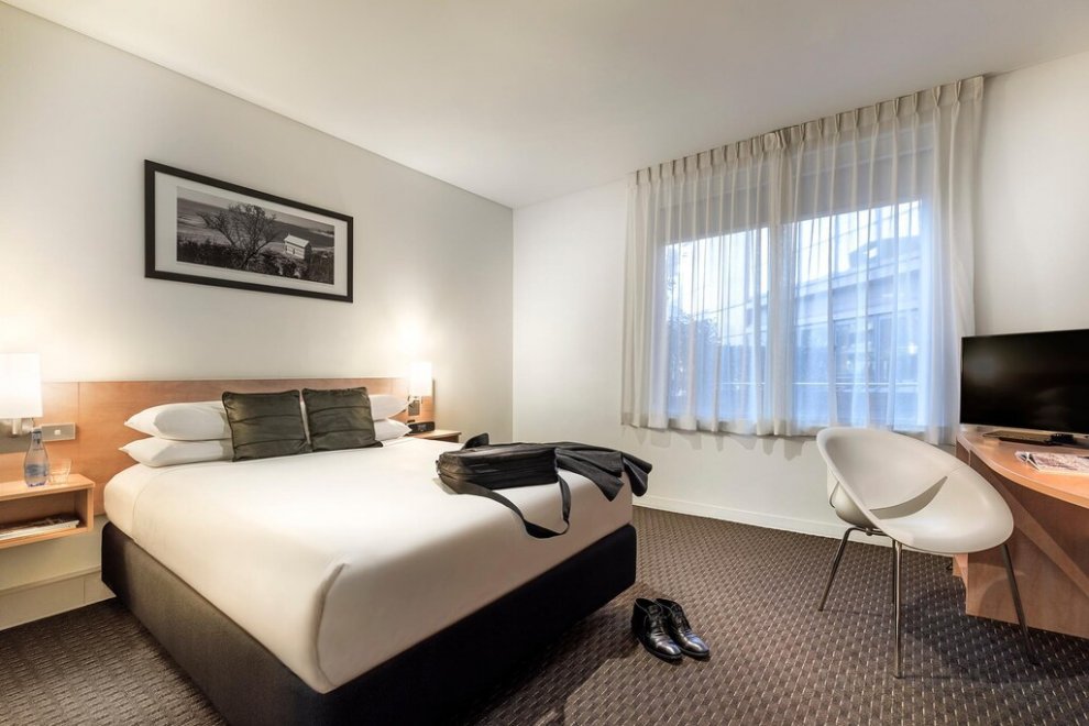 Khách sạn ibis Melbourne & Apartments