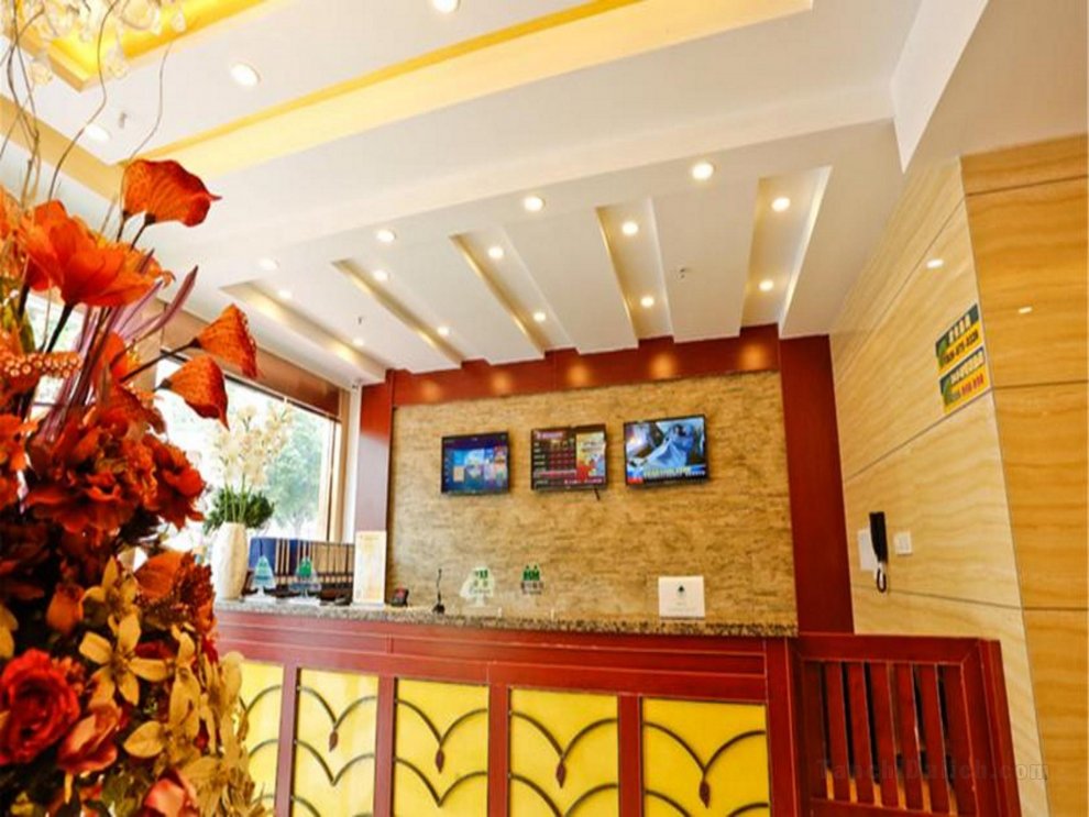 GreenTree Inn zhenjiang Nanmenwai Street Shell Hotel