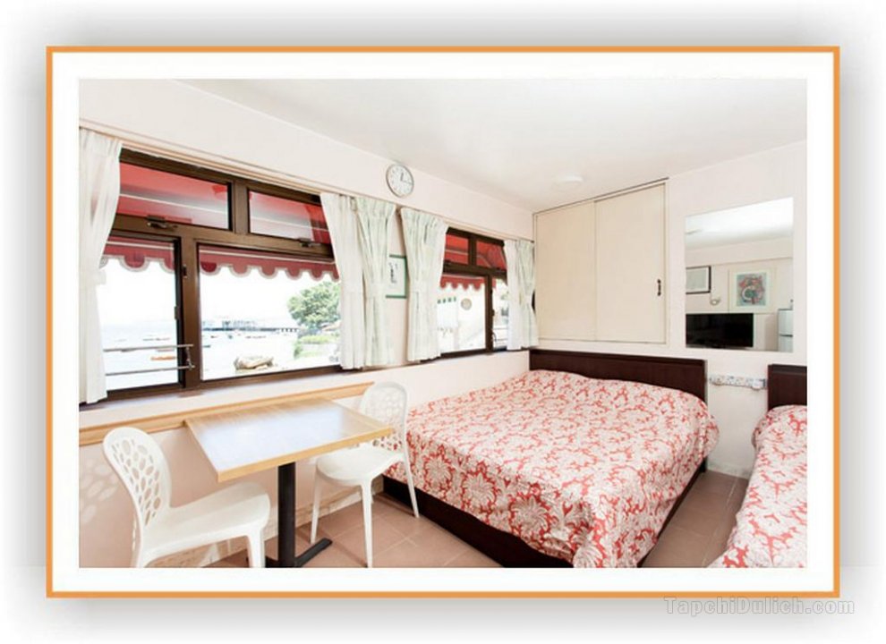 Sunrise Holiday Resort - Seaview Double Room with Balcony SDB21