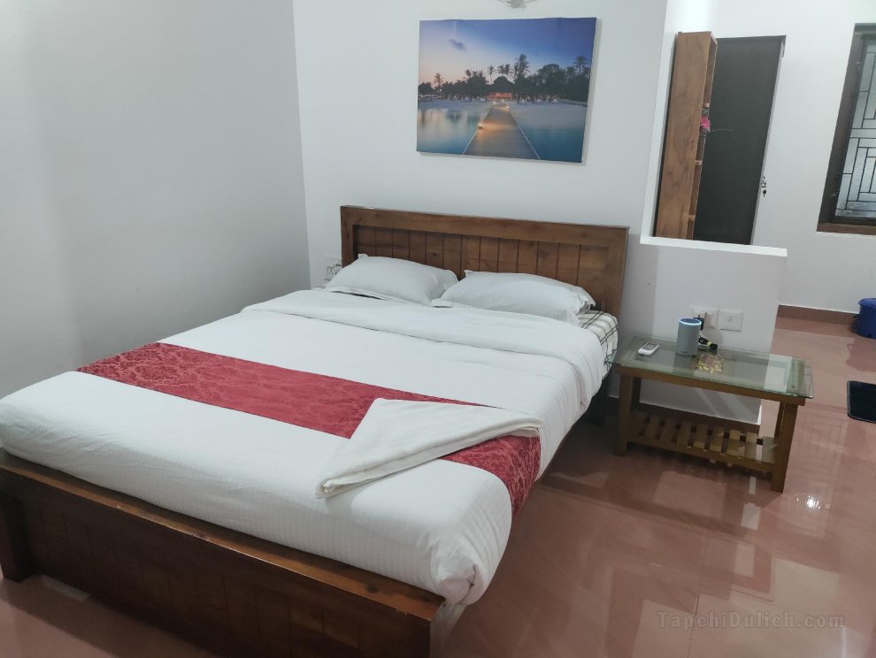 Budget Friendly Clean&Quiet Stay(A/C)in Kannur!