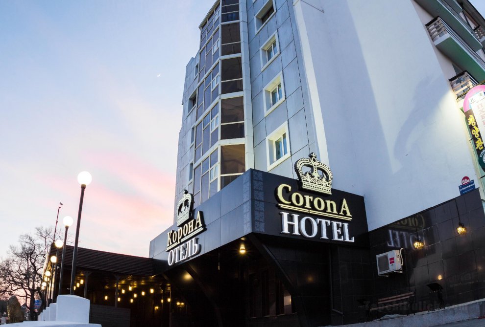 Khách sạn Corona