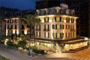 Khách sạn Riviera