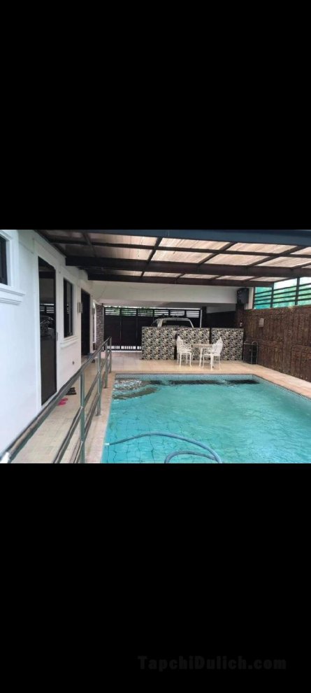 Four Bedroom Villa With Swimming pool and Jacuzzi