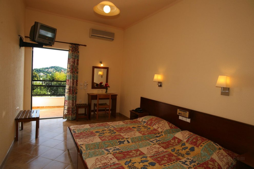 Khách sạn Paradise Corfu