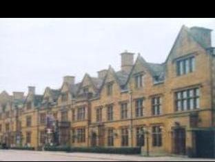 Khách sạn Mercure Banbury Whately Hall