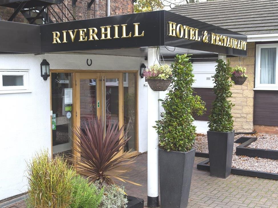 Khách sạn The Riverhill