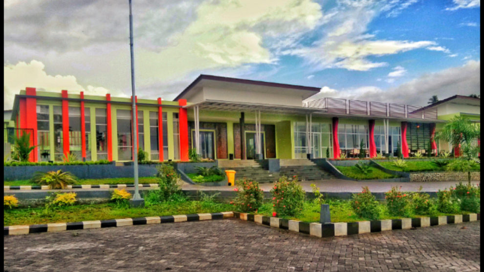 Sutanraja Villa Amurang