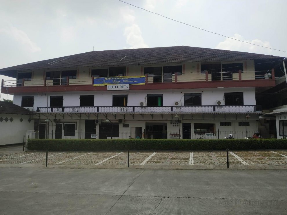 Khách sạn Duta