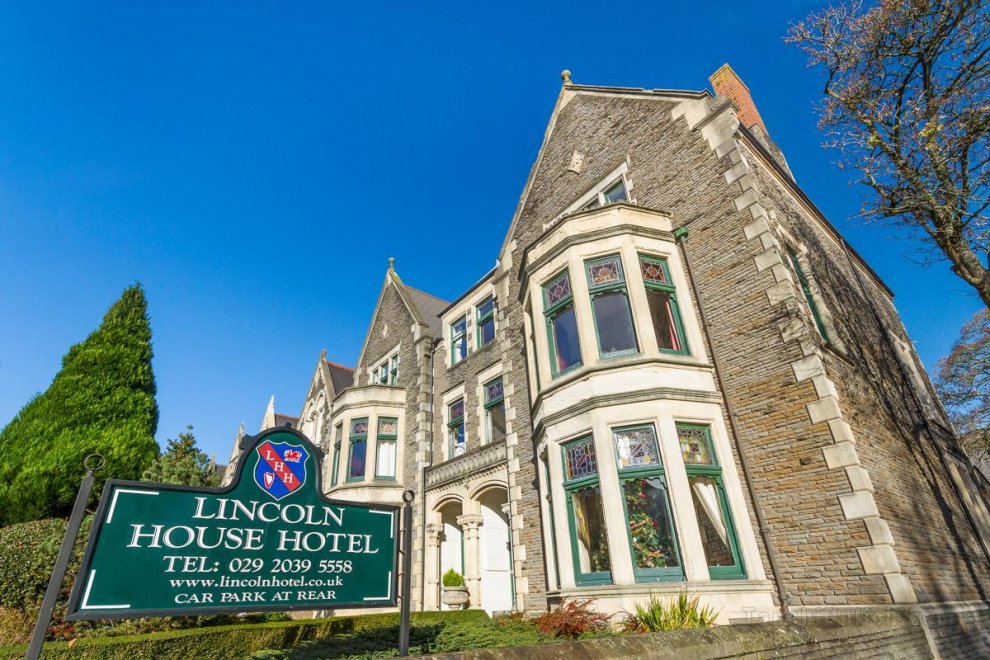 The Lincoln House Private Hotel