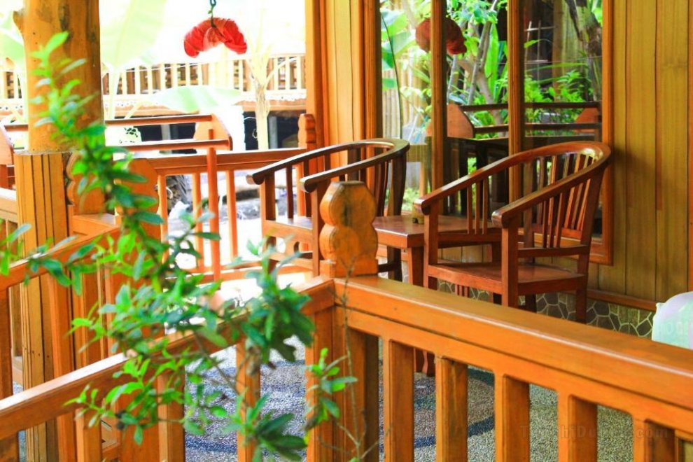 Banana Cottages Health & Wellness Resort Gili Air
