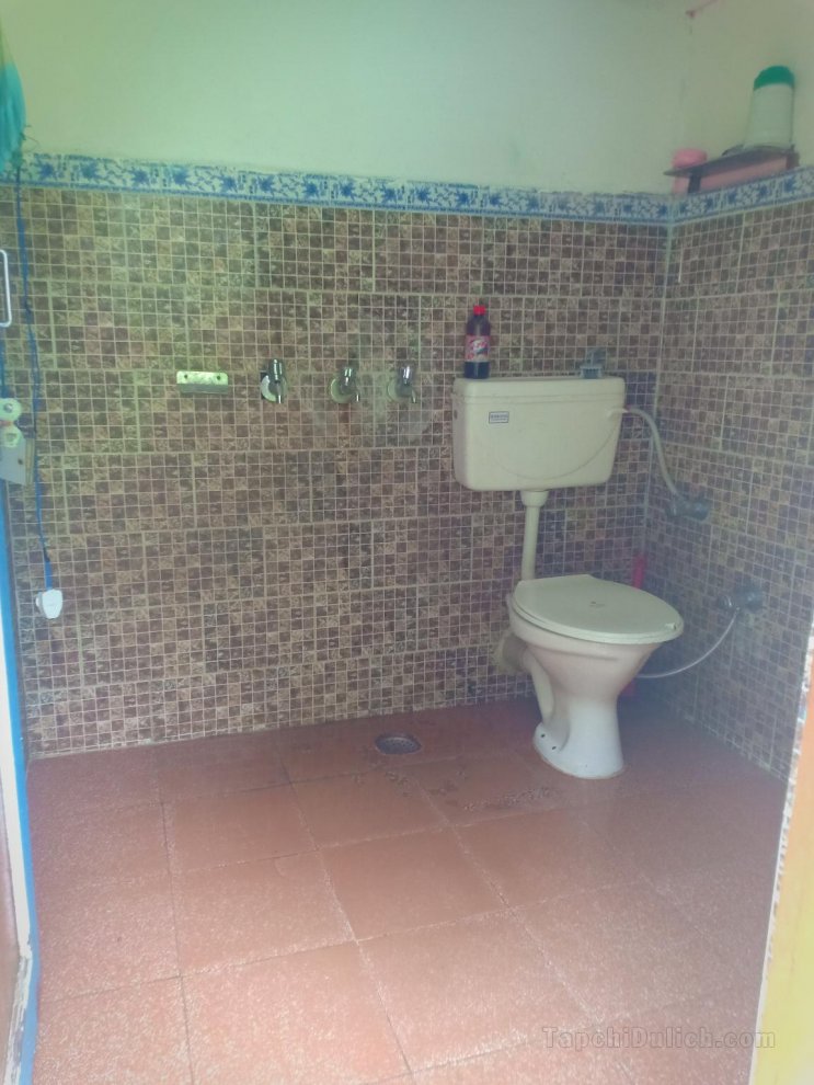 25平方米3臥室獨立屋 (巴特瑟里) - 有1間私人浴室