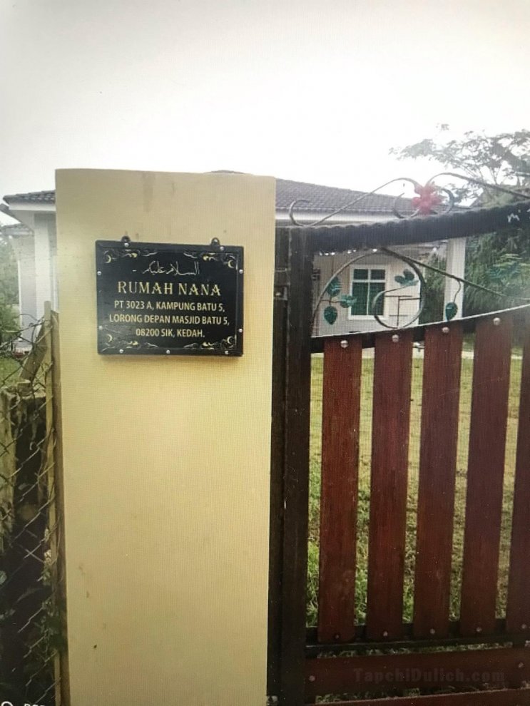 Nana's Homestay Sik | Kg Batu 5 | Sik, Kedah 