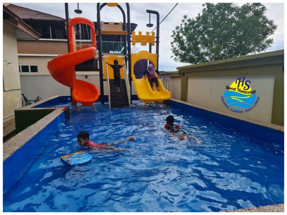 Water Park at Cozy House HS Sweet Homestay