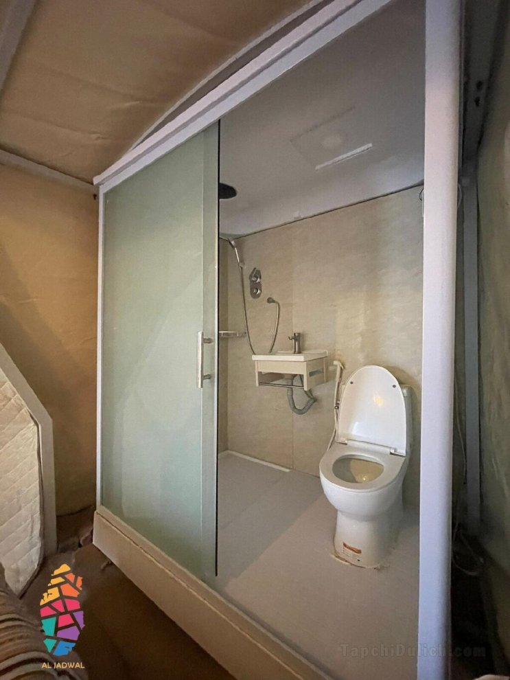 200平方米1臥室獨立屋 (烏姆賽義德) - 有1間私人浴室