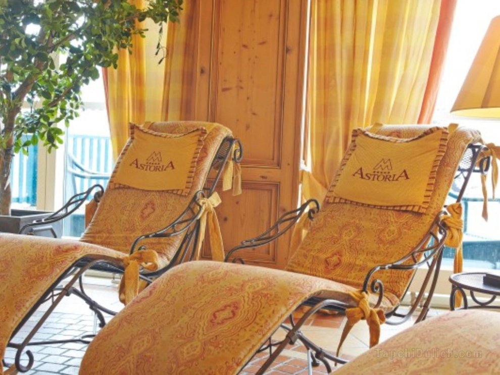 Astoria Resort