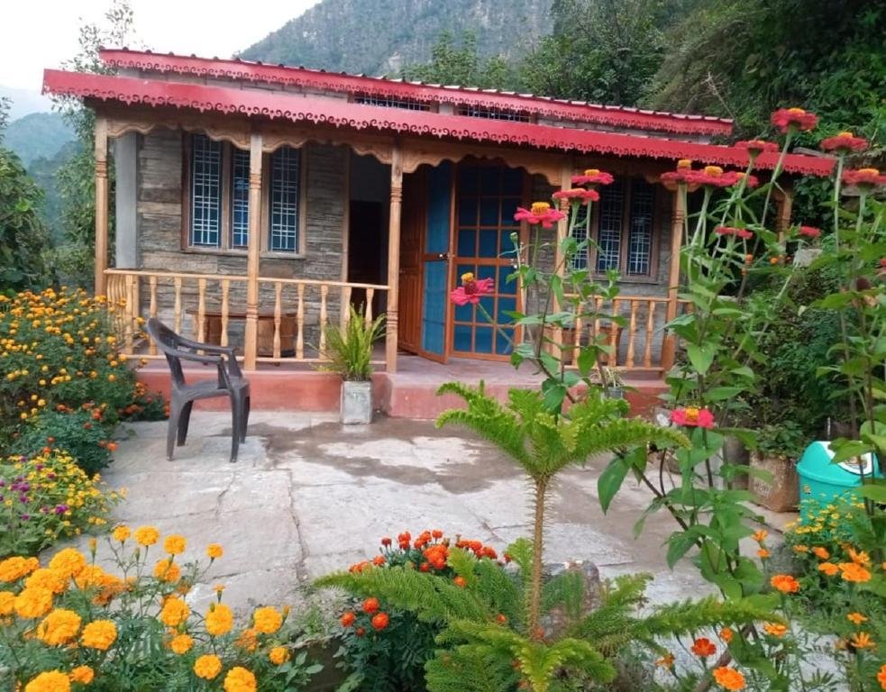 Himalayan Hills Village Retreat by StayApart,