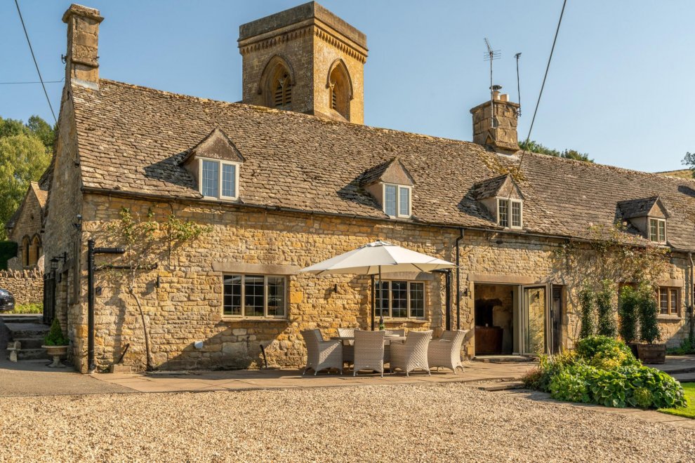 Stunning Cotswold Cottage in Snowshill, Broughwood Cottage