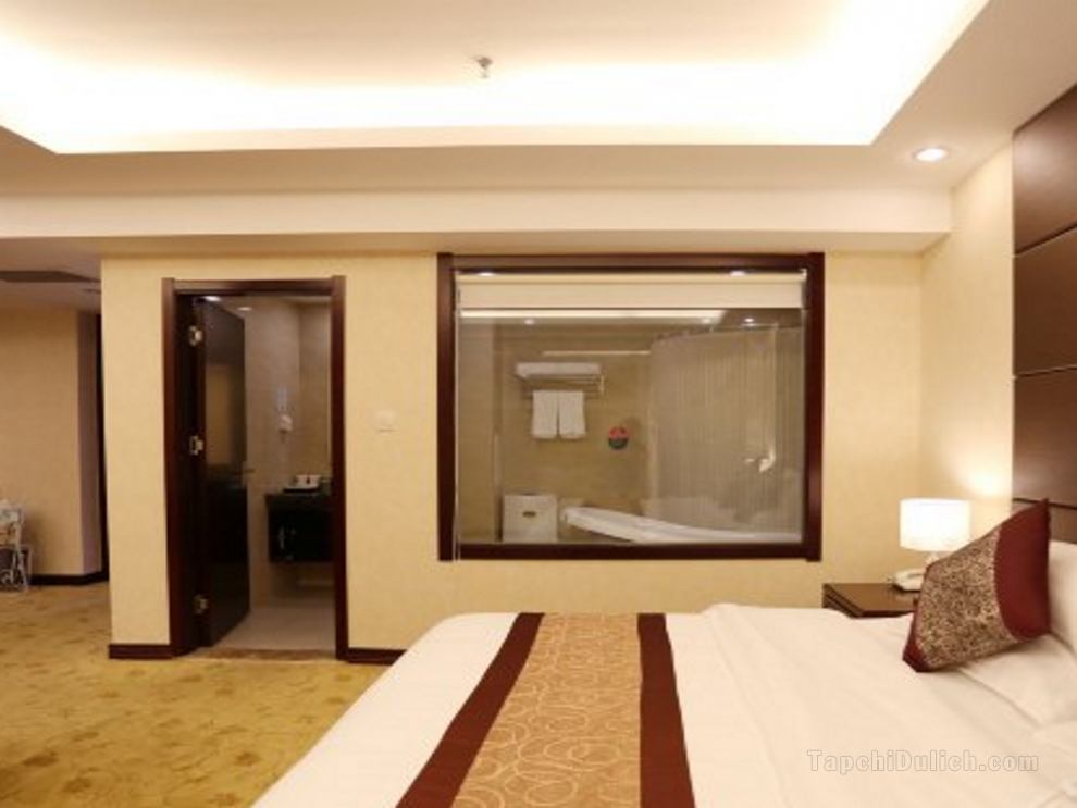 Khách sạn GreenTree Inn RiZhao ShanHaiTian Holiday Resort Business