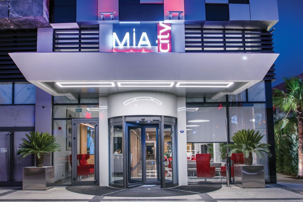 Khách sạn Mia City