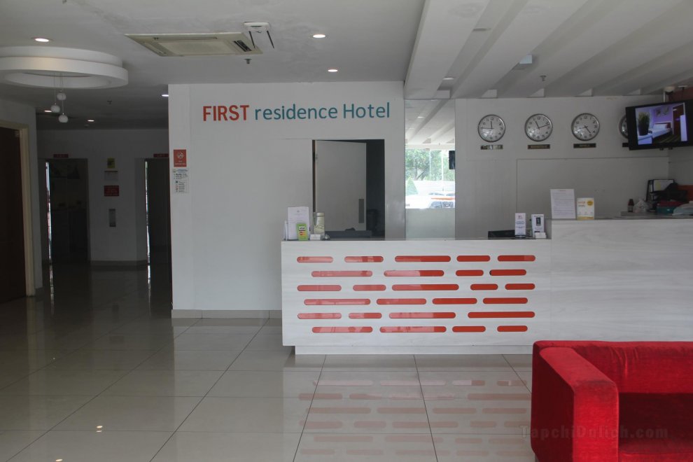 FIRST RESIDENCE HOTEL