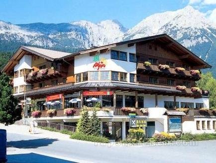 Khách sạn Alpin Scheffau
