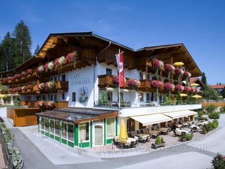 Khách sạn Alpenpanorama