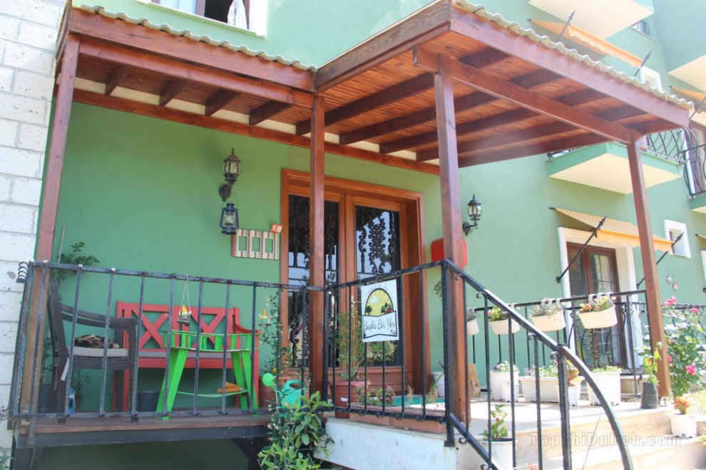 Cozy Apart Surrounded by Nature in Selcuk