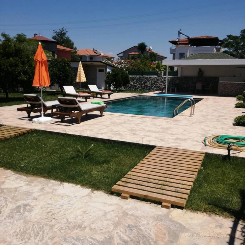 Duplex Villa with Pool, Winter Garden in Dalaman
