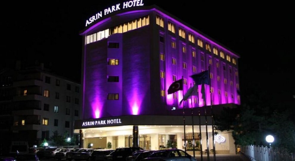 Khách sạn Asrin Park