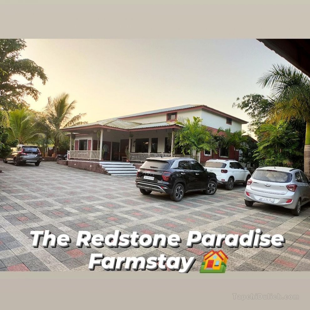 The Redstone Paradise- Exclusive farmstay