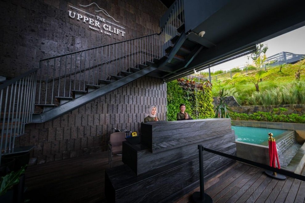 The Upper Clift Resort & Cafe