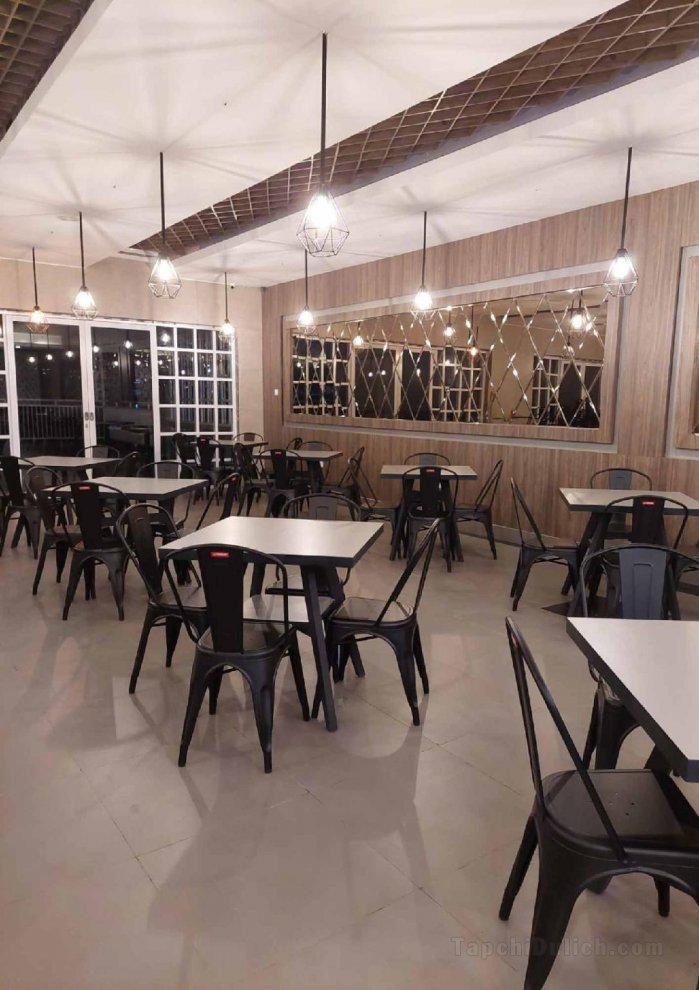 Pawan Bay Inn & Cafe