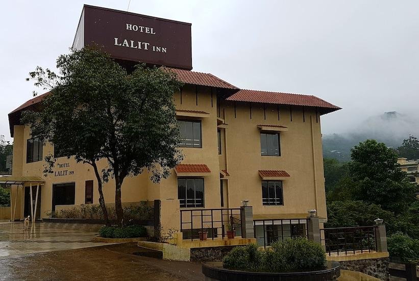 Khách sạn Lalit Inn