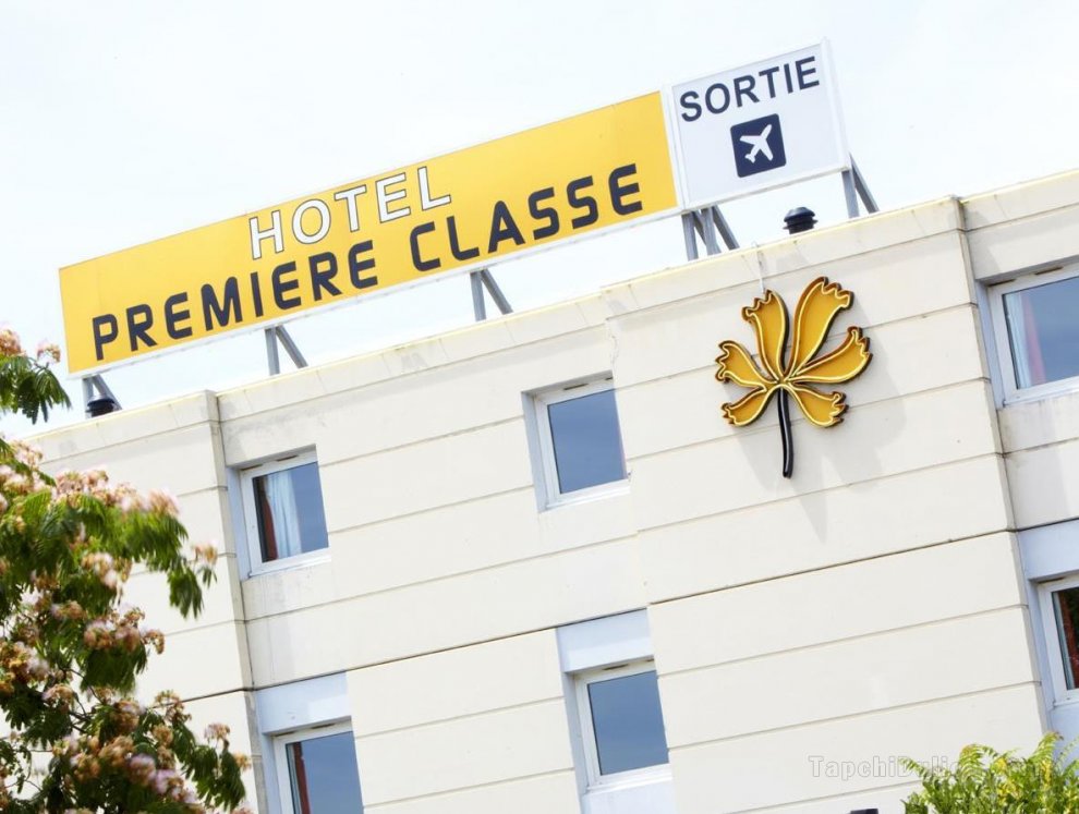 Khách sạn Premiere Classe Montelimar Les Tourrettes