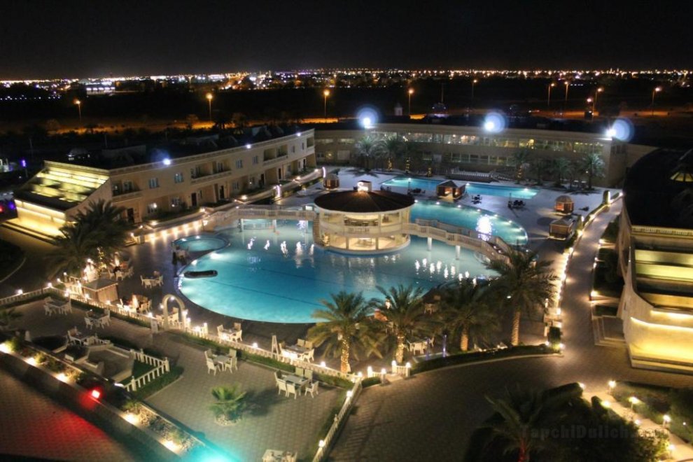 Khách sạn Al Salam Grand & Resort