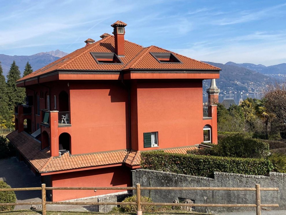 Maia in Baveno with 2 bedrooms and 1 bathrooms