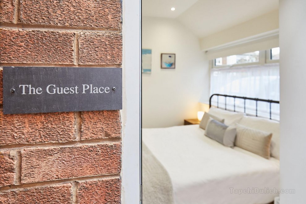Host & Stay | The Guest Place