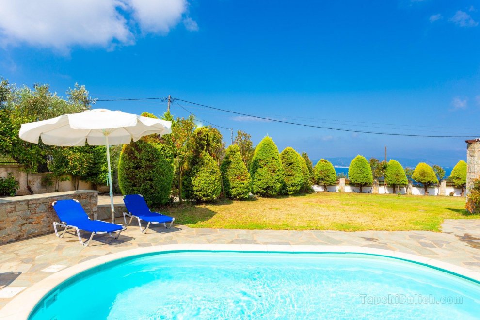 Villa Katerina: Private Pool, Sea Views, A/C, WiFi                                                  