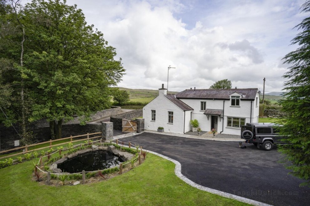 Exclusive Private Gatehouse - 3 Bedrooms - 2 Bathrooms Spectacular Howgill Views