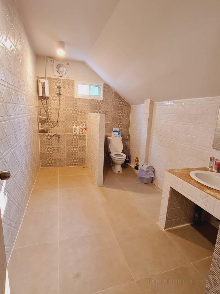 1600平方米開放式平房 (甘拉雅尼瓦他那) - 有3間私人浴室
