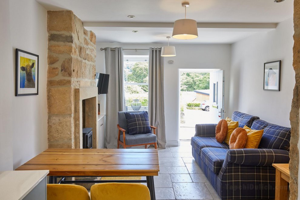 Host & Stay | Old Stone Cottage