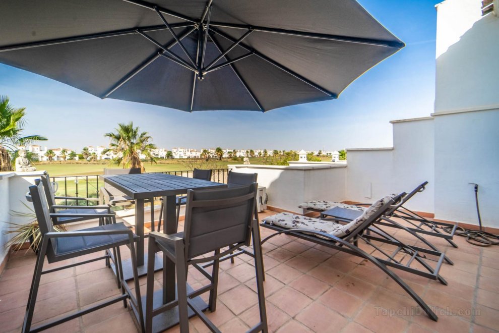Lovely Upgraded Townhouse with Golf Views at La Torre Golf Resort - DA52