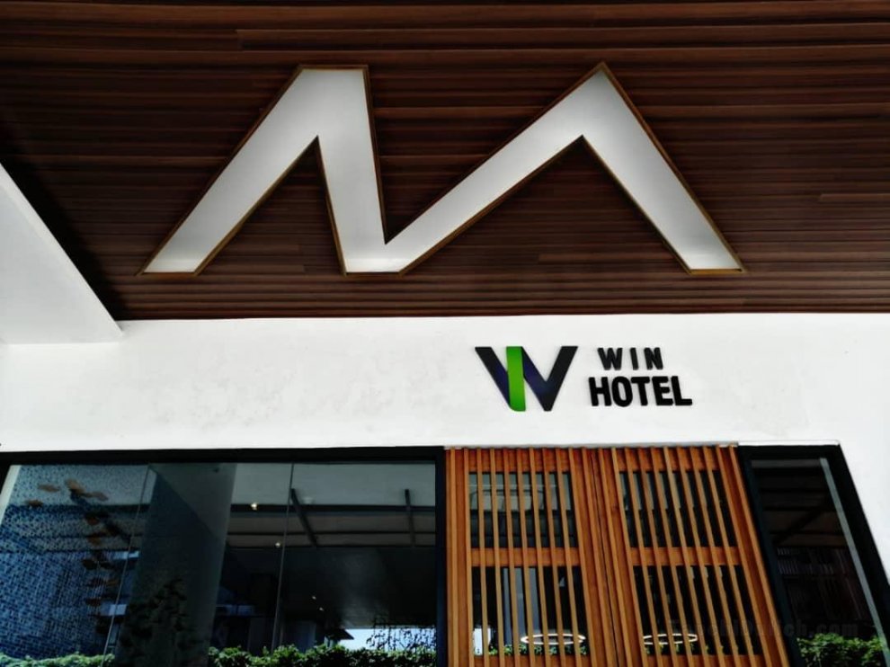 Win Hotel