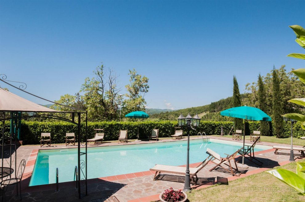 Villa With Private Pool In The Heart Of Tuscany