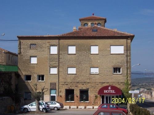 Khách sạn Villa de Ayerbe
